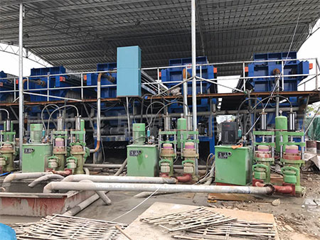打樁污泥現(xiàn)場中的高壓園板壓濾機(jī)